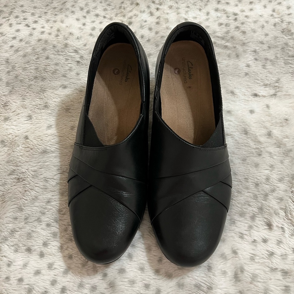 Clarks Black Heals size 8.5 wide
